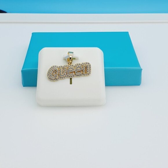 "14K Gold Plated 925 Silver Queen CZ Beautiful Pendant for Women, 1USPAR… - Picture 10 of 11